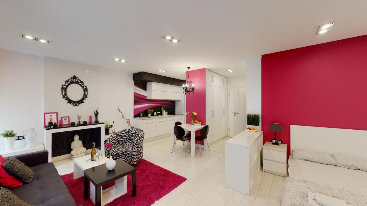 Pink Apartment Rydygiera 2A Tectum Apartments Вроцлав Экстерьер фото